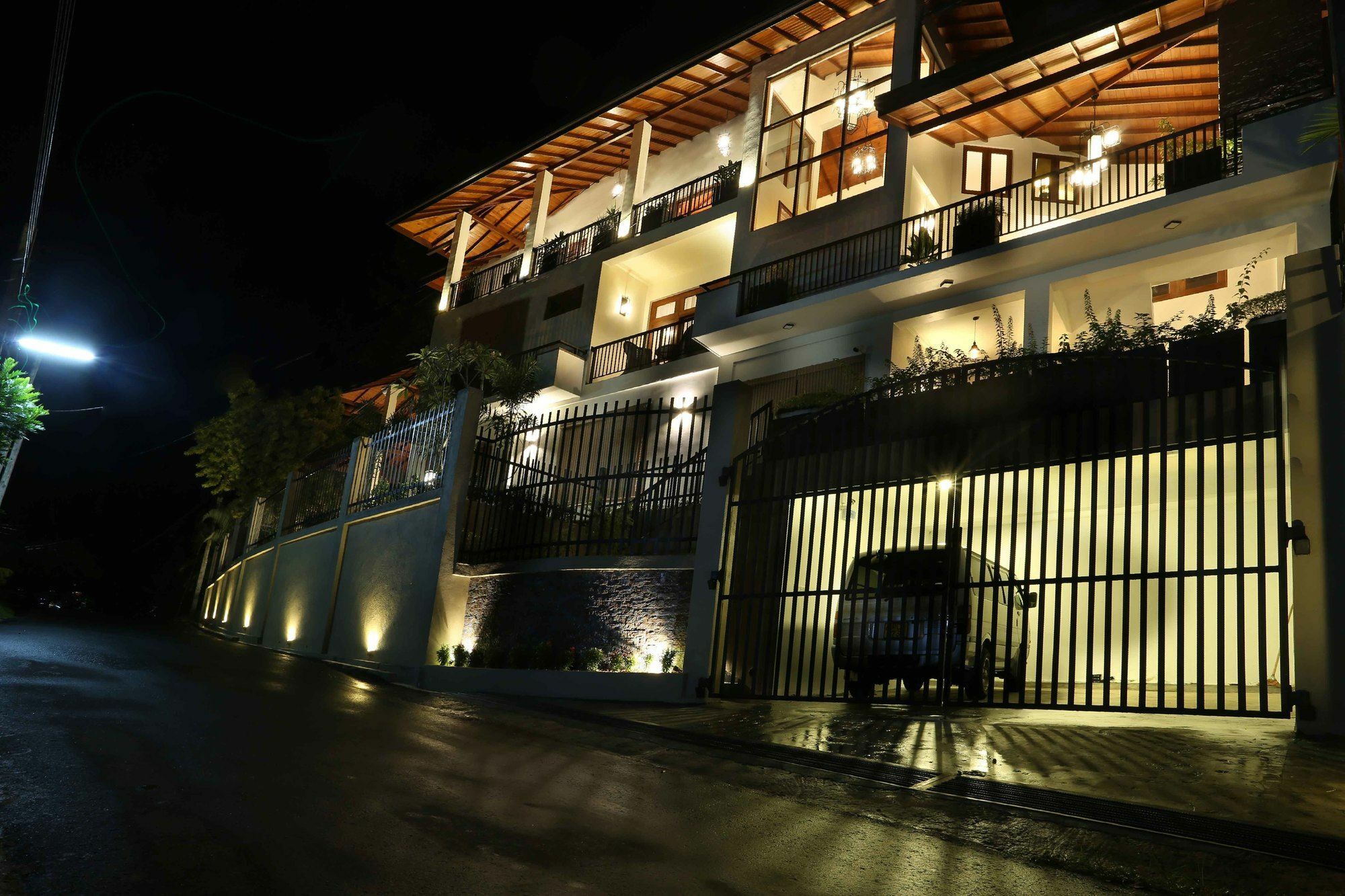 Rivora Residence Κάντι Εξωτερικό φωτογραφία